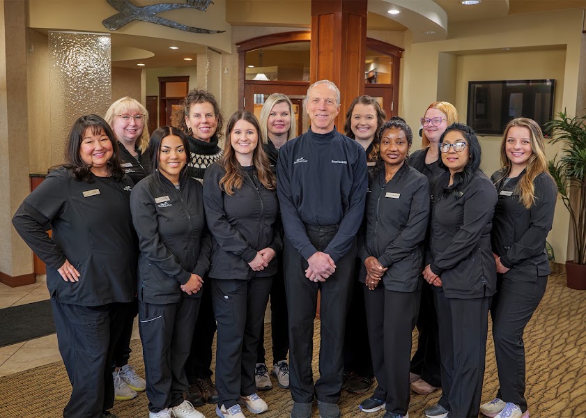 Sharp Smile Center at 5835 Oakland Dr