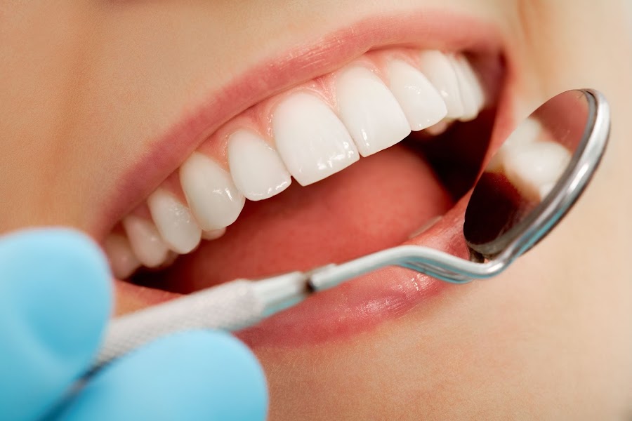 Smith & Elliott Dental Associates at 265 Main St