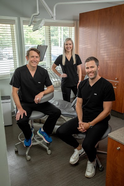 44 West Dental Professionals at 4330 44th St SW #105