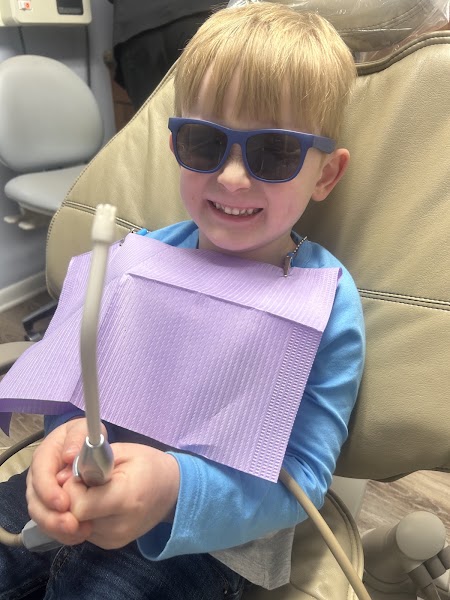 Turtle Town Dental at 210 W Whitley St